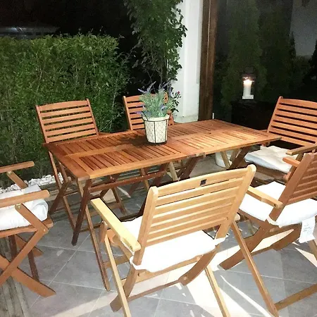 Apartment Kavatsi *
